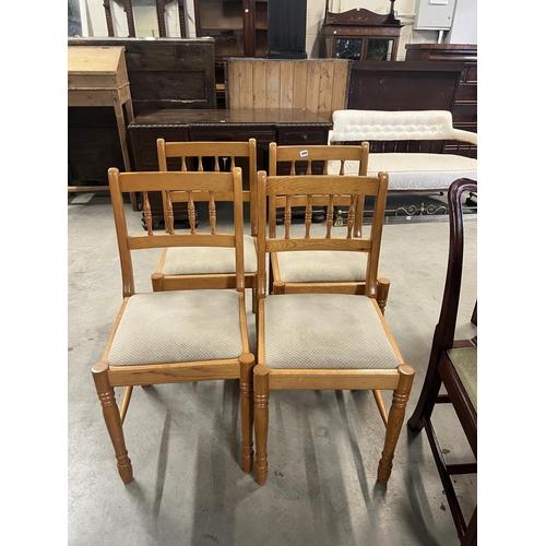 400 - x4 DINING CHAIRS