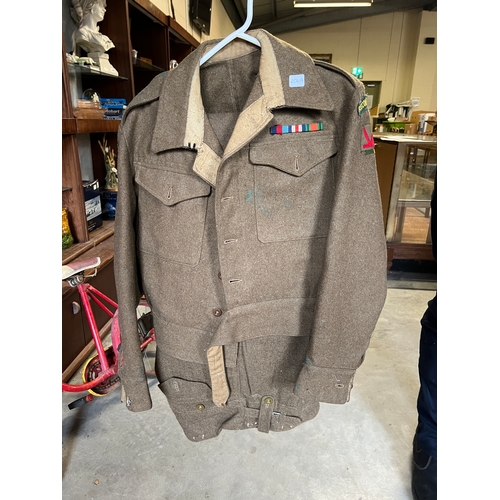 206A - ARMY OFFICERS UNIFORM