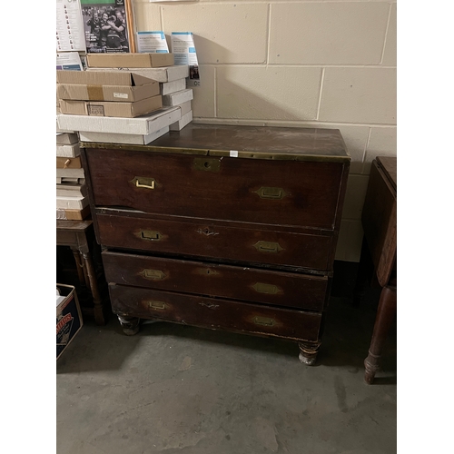 466 - CHEST OF DRAWERS