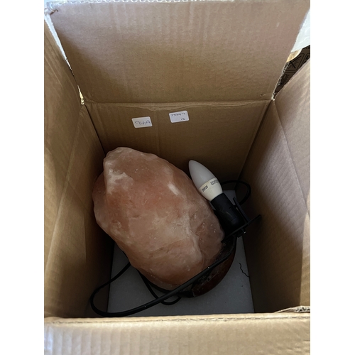 94A - ROCK SALT LAMP