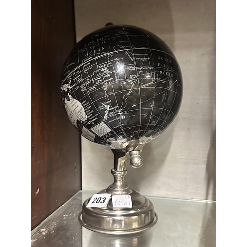 203 - SMALL GLOBE