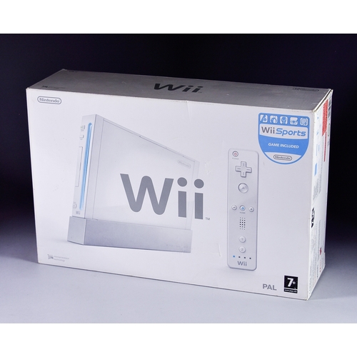 94 - 2007 Nintendo – Wii – PAL/UK/European Version, with Game Wii Sports, Controller, leads, instruction ... 