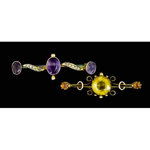634 - Two 9ct Gold Faceted Gem Set Bar Brooches, total gross weight 5.3g