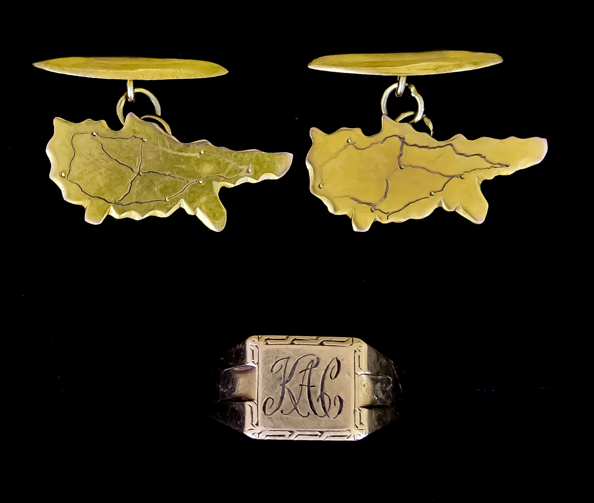 A Pair of 9ct Gold Cuff Links, and a 9ct gold signet ring engraved KAC ...