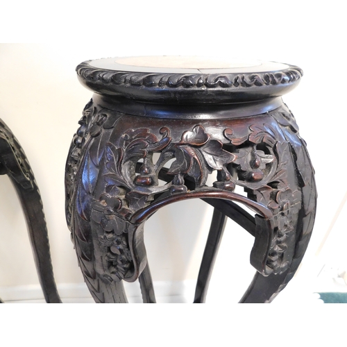 192 - Pair of Chinese matching hardwood stands with marble inset
-diameter of top 28cm (11