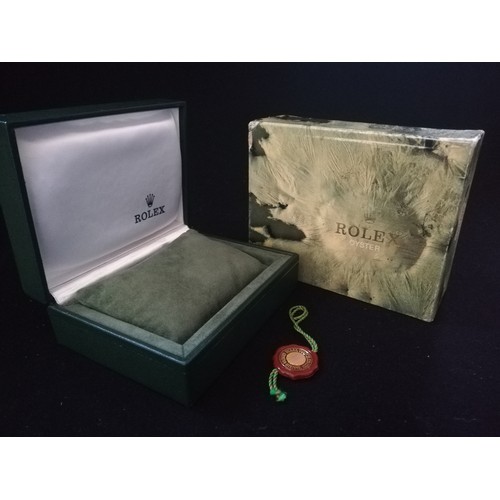 62 - Rolex oyster green leather box t/w outer box & swingtag