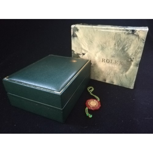 62 - Rolex oyster green leather box t/w outer box & swingtag