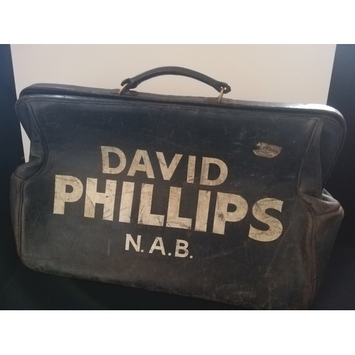 119 - Bookmakers rail bag - David Phillips N.A.B.
-27
