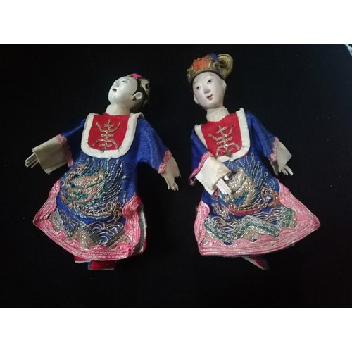 152 - 2 Antique Chinese costume dolls - wood & fabric
-5