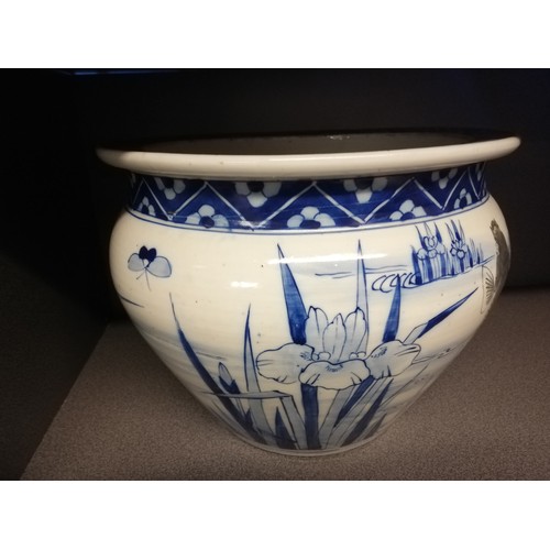 158 - Oriental 19th century blue & white fish bowl