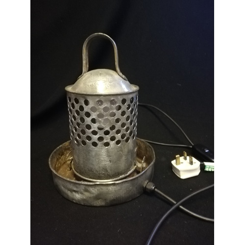 22 - Lamp made out of a chicken feeder (pat tested) - 11