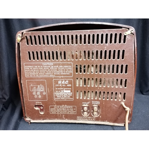 51 - 1940's G.E.C. (General Electric Co) BC4650 bakelite radio - 15