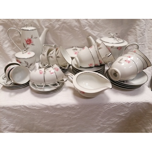 72 - Large collection of Noritake dinner and tea wear; over 100 pieces
Pattern #6044 Rosemarie
-produced ... 