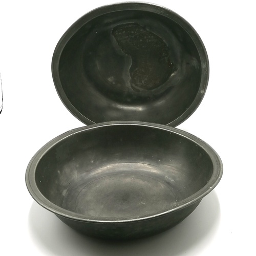 98 - 2 x Antique pewter pomegranate bowls with (partial) touchmarks - 12
