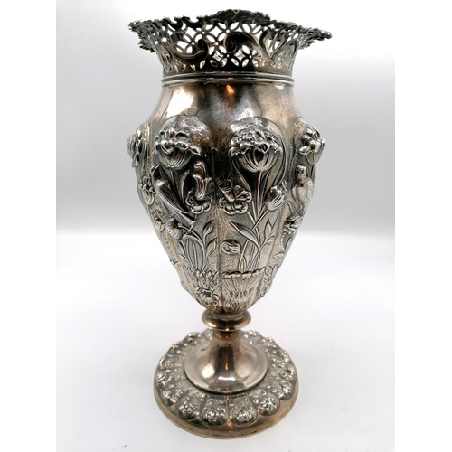 132 - 1898 silver art nouveau vase by William Comyns & Sons - 10