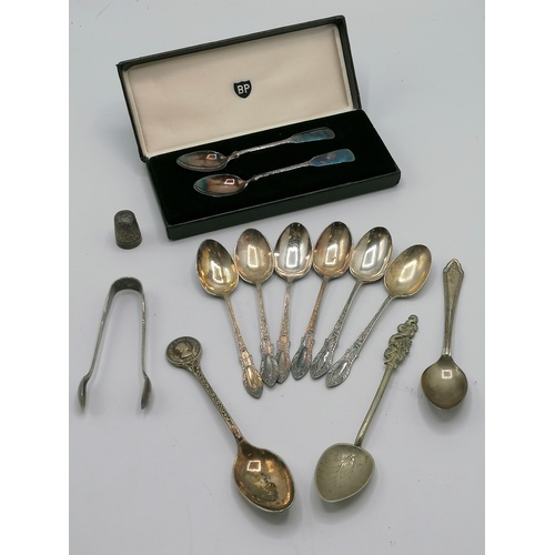 140 - Silver spoons, sugar tongs & thimble - weight 156g