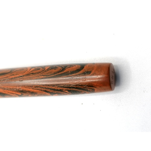 153 - Waterman woodgrain 52 1/2V