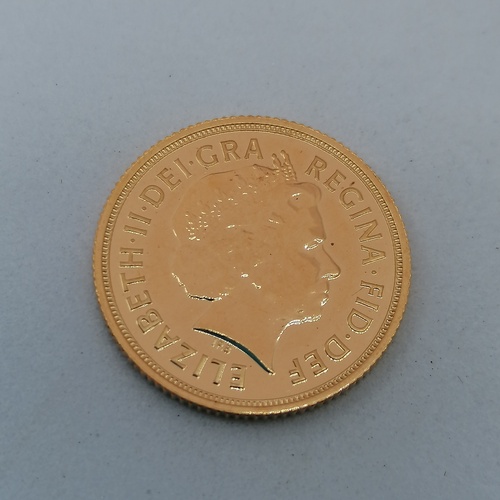 208 - 2014 Elizabeth II sovereign