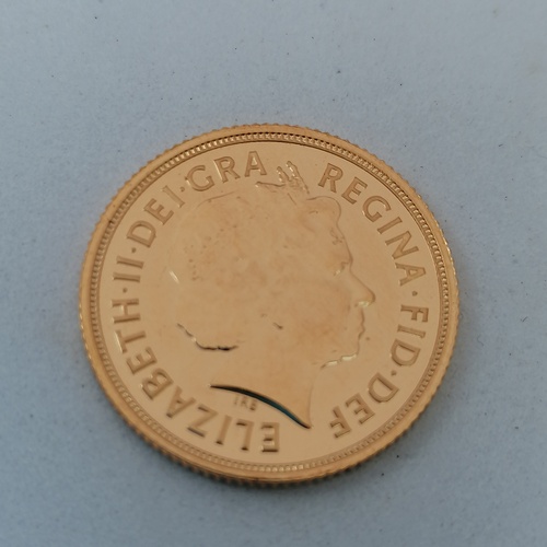 211 - 2014 Elizabeth II sovereign