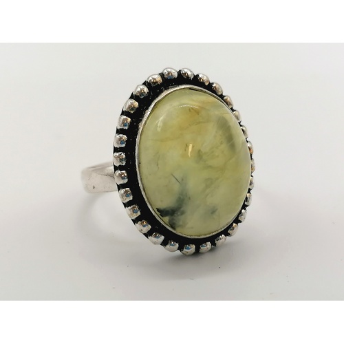 237 - Silver oval cabochon stone ring