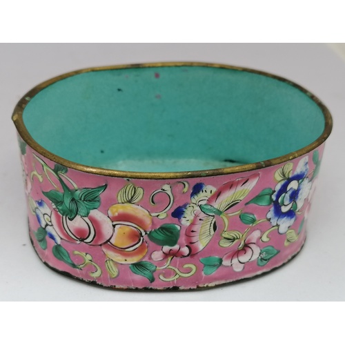 350 - Chinese oval enamel box and cover, in good overall condition, 3¼