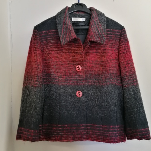 710 - Ladies Avoca red and black wool jacket size 14