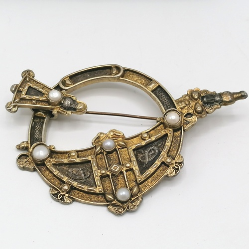 241 - Antique Irish silver gilt Tara brooch by Waterhouse & Co., Dublin - 4