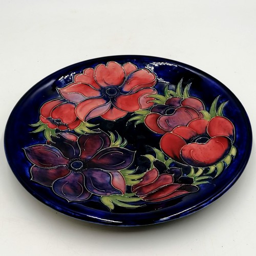 22 - Moorcroft anemone plate - diameter 10¼