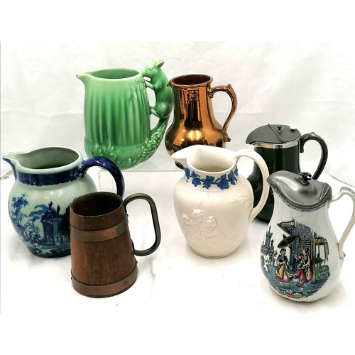 58 - Sylvac vase 1958 t/w wooden tankard & 6 jugs