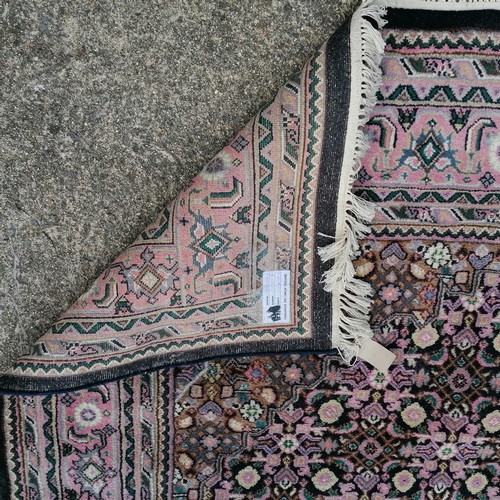 471 - Wool rug - 81