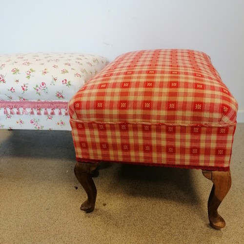 516 - Pair of footstools - approx height 16