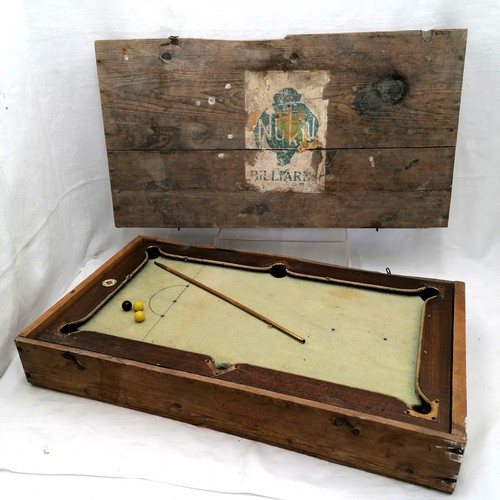 553 - Nuku table slate bed miniature billiards set complete with 1 cue & 3 original balls - Patent No 2764... 