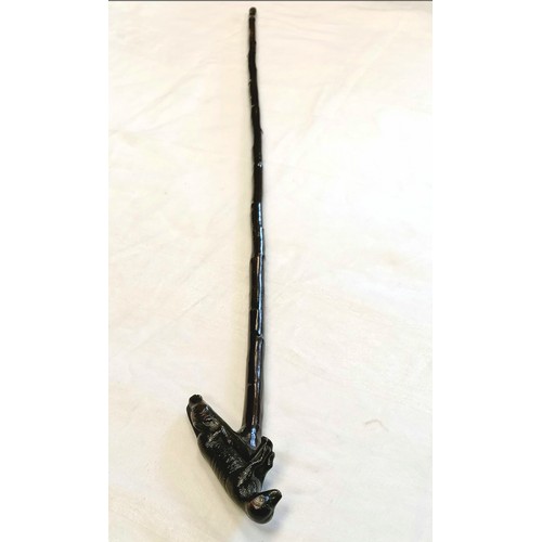 628 - Antique 1 piece carved wood walking stick with a handle depicting a hound & a stags head