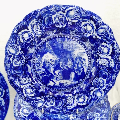 26 - Qty of blue & white Willow pattern t/w 5 x Mr Pickwick plates & Washington plate (a/f) etc in good c... 