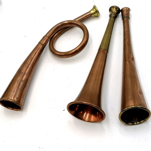 58 - 3 copper & brass hunting horns, coaching horn (34