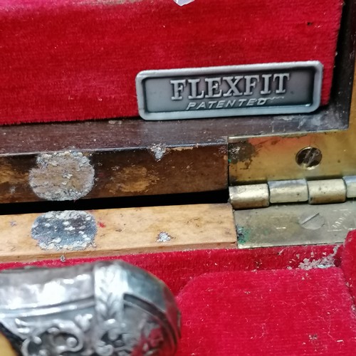 86 - canteen of cutlery labelled Flexfit