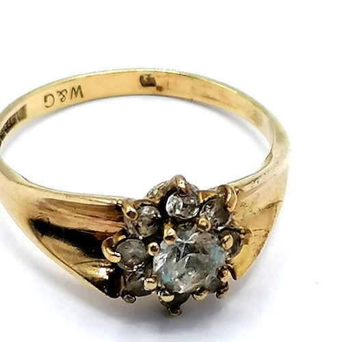 275 - 2 x 9ct gold stone set rings - total weight 6.8g