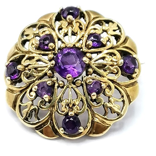 279 - 2 x 9ct gold & amethyst brooches - longest 1¾