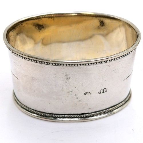 395 - Russian silver napkin ring t/w 3 x english silver napkin rings - weight 48g