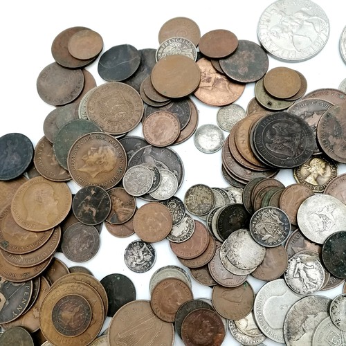 446 - Large qty of mostly GB coins inc silver