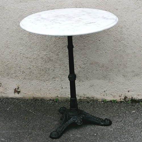 611 - Marble top cast iron pedestal based pub table - 23