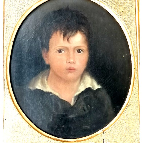 674 - Antique florentine gilt framed portrait of a boy on canvas - some damage to the frame - 22