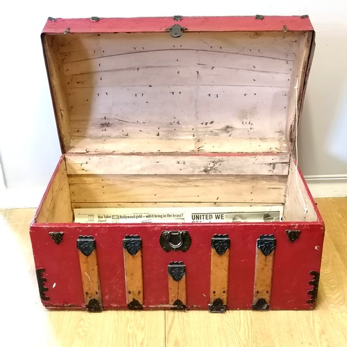 694 - Antique wooden domed trunk with metal mounts in a red finish - 36