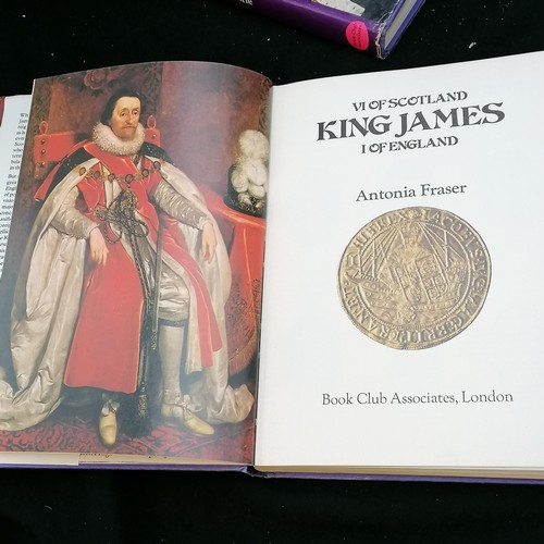 735 - Complete set of 26 Royalty books by Book Club Associates London