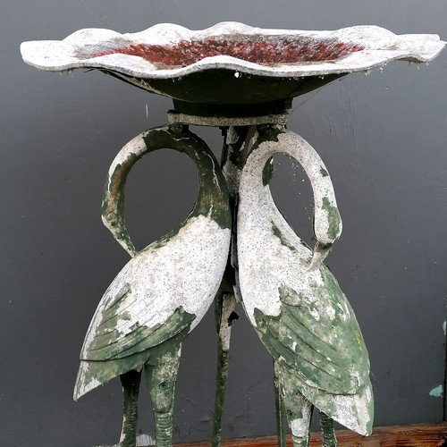 769 - Aluminium bird bath supoorted by 3 stork decoration - 30