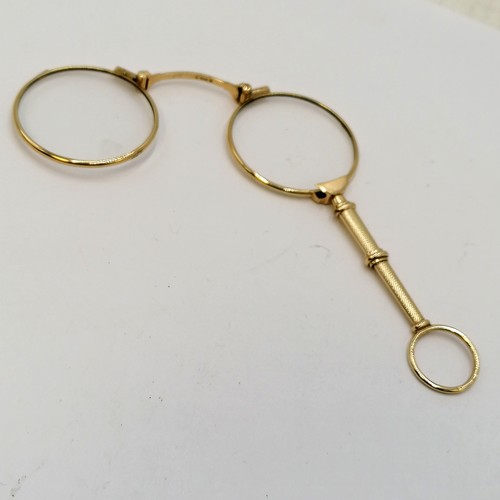 231 - 9ct gold lorgnettes with Russian gold marks to frame