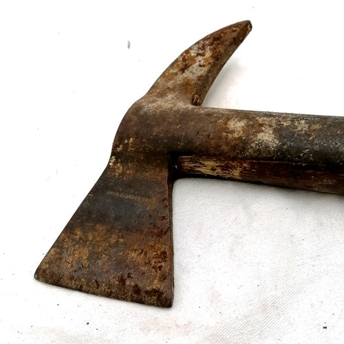 552 - Firemans axe with leather pouch with makers marks