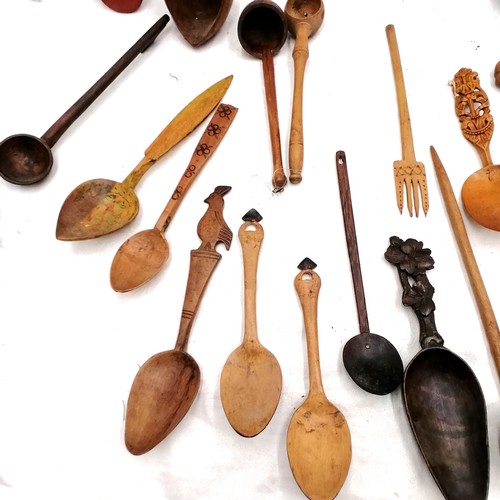 55 - Qty of antique and vintage wooden spoons inc. hand painted, etc