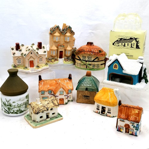 227 - Qty of mostly ceramic cottages / buildings inc children's night light - 18 in total, some a/f