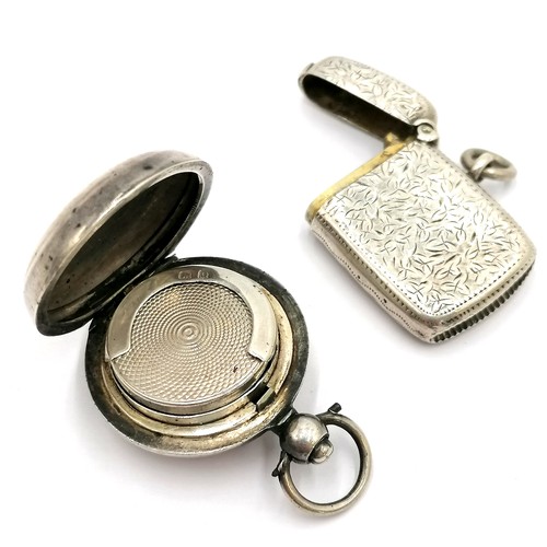 257 - Antique silver sovereign case (slight dents) t/w Chester silver vesta case - 30g